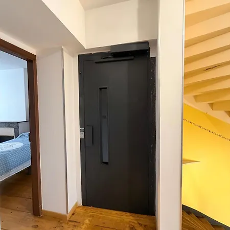 펜션 Maison Climatisee Avec Terrasse Et Ascenseur 로제르트