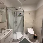 Maison Climatisee Avec Terrasse Et Ascenseur *