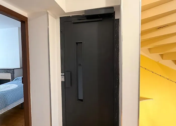 Semesterbostad Maison Climatisee Avec Terrasse Et Ascenseur Lauzerte